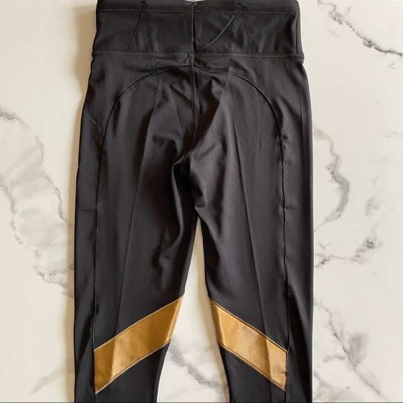 PUMA Gold Metal Splash Eclipse High Rise Leggings - Picture 10 of 11